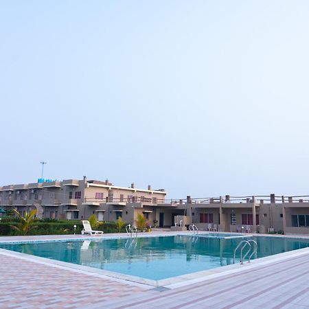 מנדרמוני Hotel Nilkantha מראה חיצוני תמונה