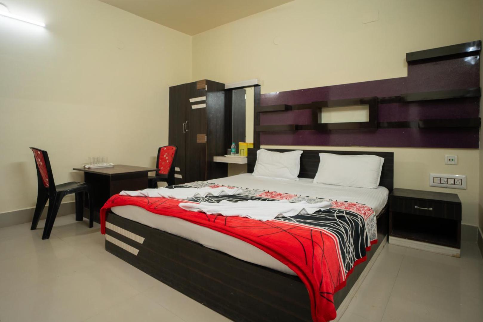 מנדרמוני Hotel Nilkantha מראה חיצוני תמונה