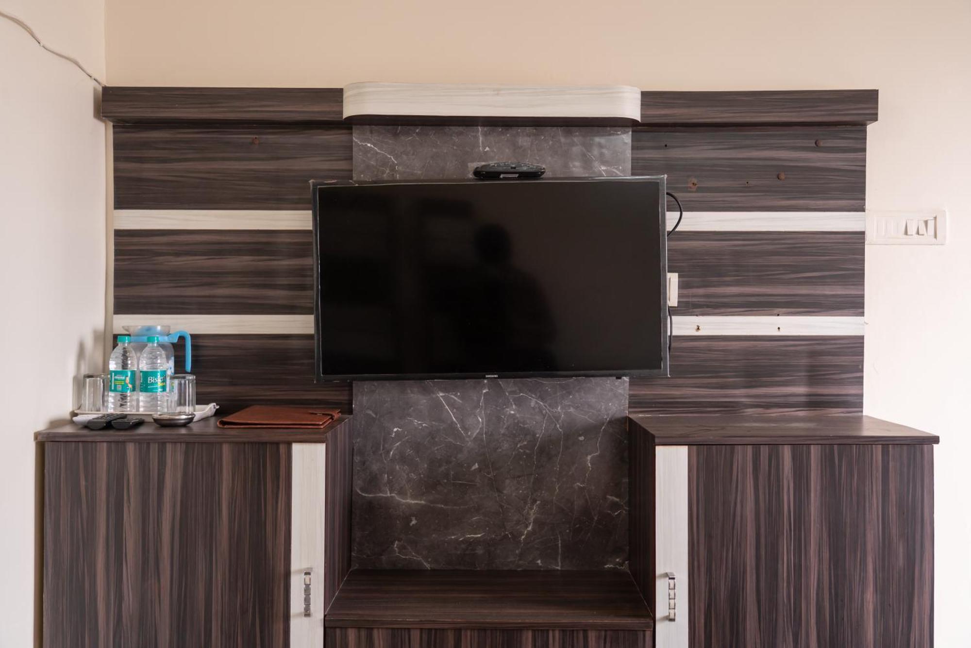 מנדרמוני Hotel Nilkantha מראה חיצוני תמונה